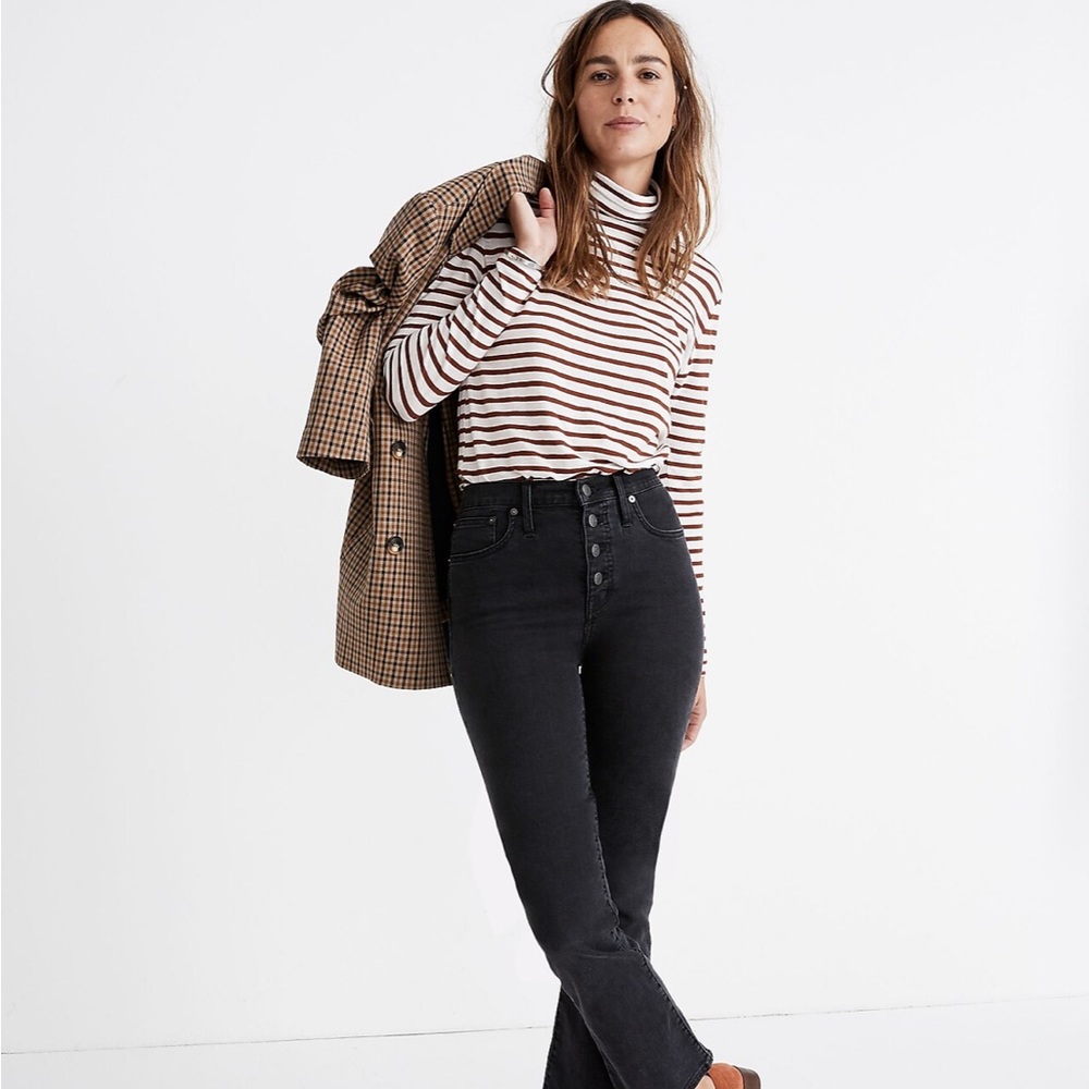 Madewell Cali Demi-Boot Jeans in Bellspring Wash: Button-Front Edition